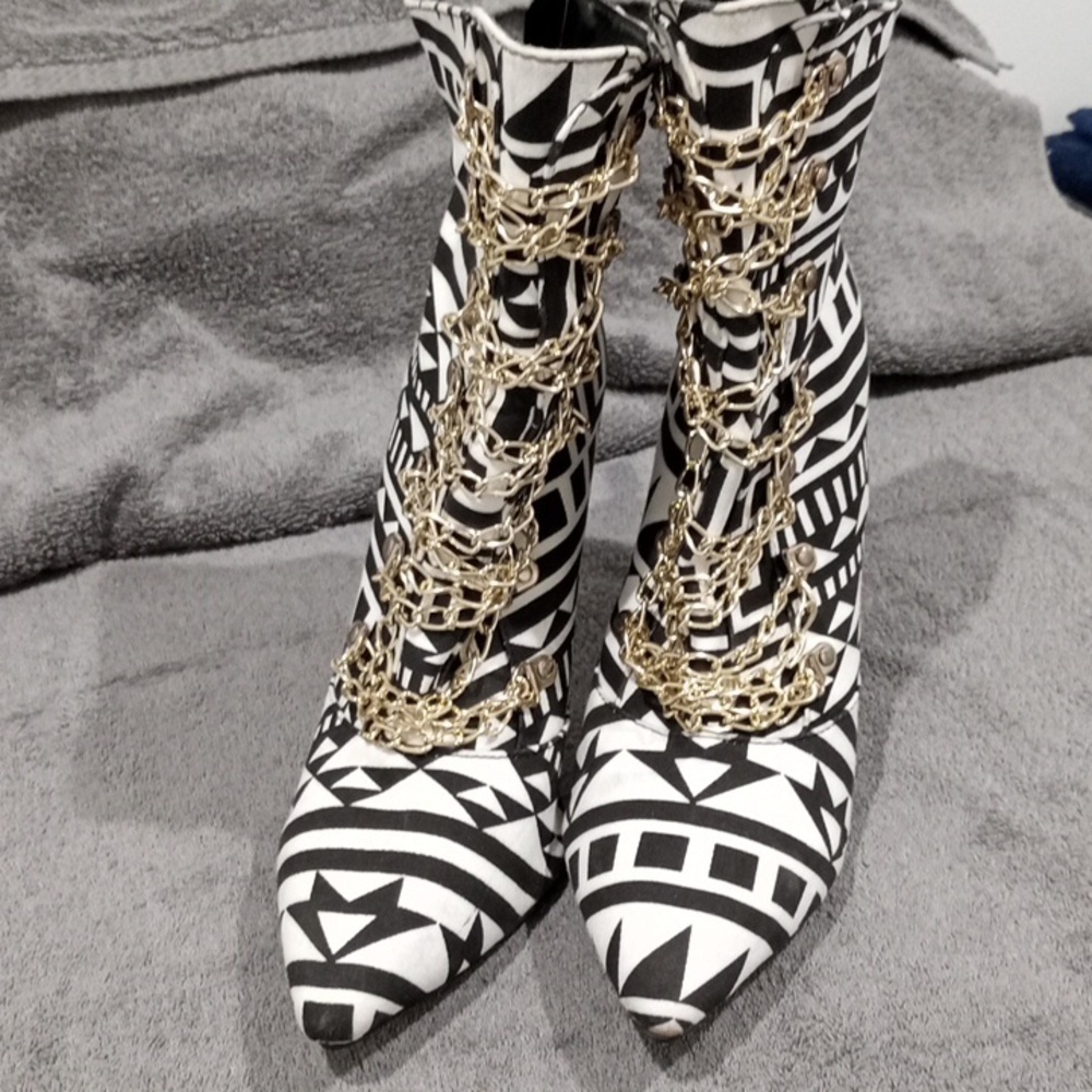 Cape Robbin Printed Chain Strappy Canvas Booties.